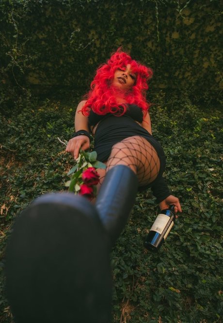 kieraplease exclusive model pictures