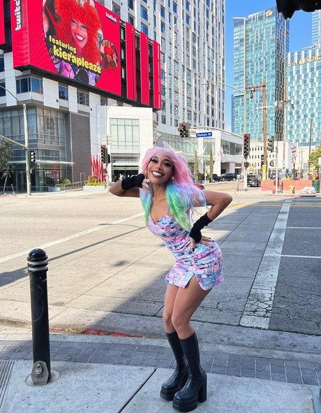 kieraplease free actress photos