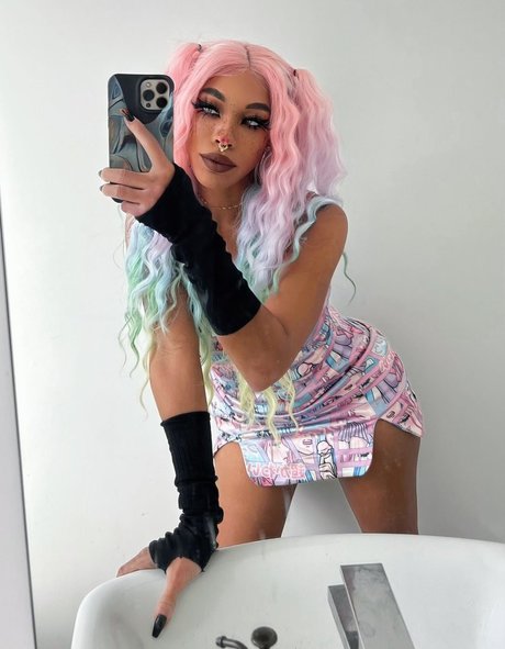 kieraplease nudes star image