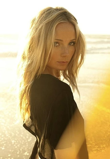 Abby Pivaronas star free pics