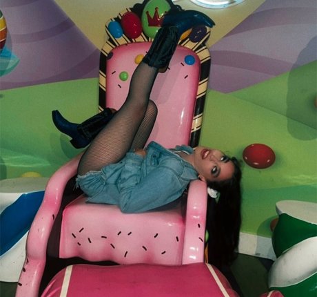 Elizabeth Rudy star exclusive pictures