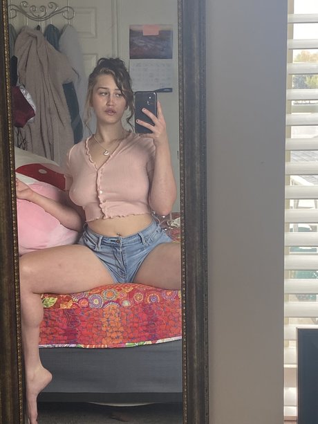 Nerdy Neighbor Tay pornstar sexy pic