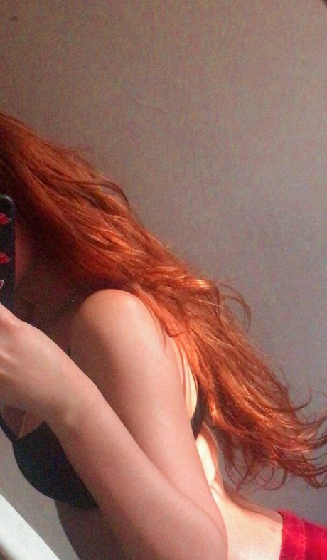 Nicky Oberlin model best galleries