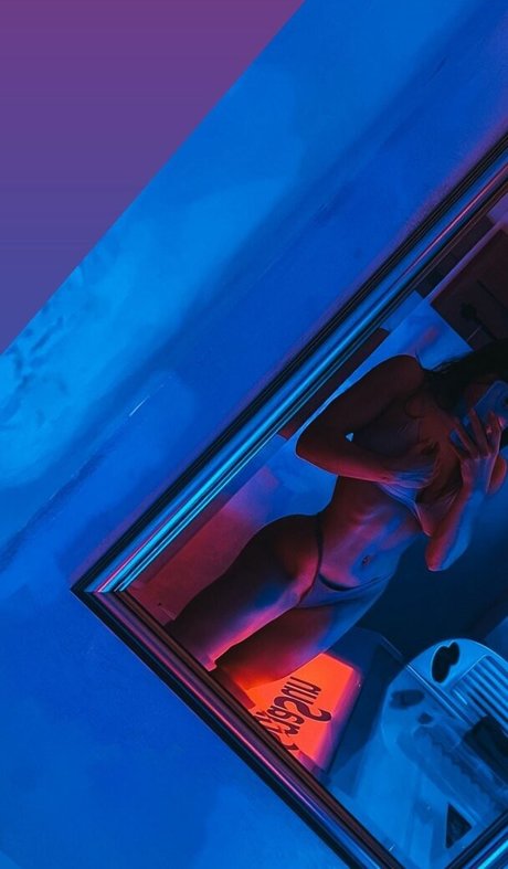 grovu georgiana pretty actress images