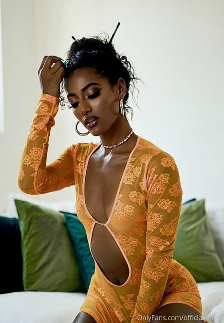 Official Janina hd pornstar pictures