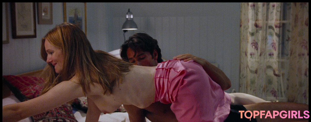 Laura Linney model exclusive pics