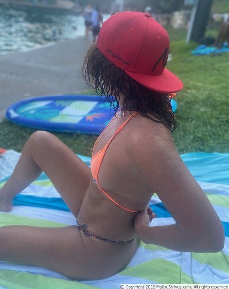 Nauttimermaid model erotic photo