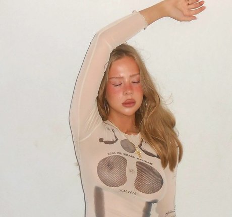 Lotte Elizabeth Lotteegs pornstar high quality pics