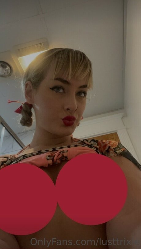 Lusttrixie model picture