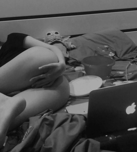 Meflia beautiful pornstar photos