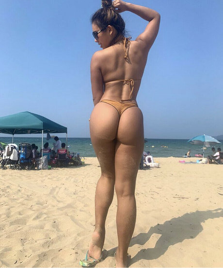 KeikoCalvins nude actress photo