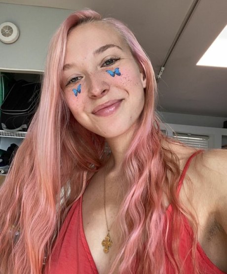 beckyybrat model nudes pictures