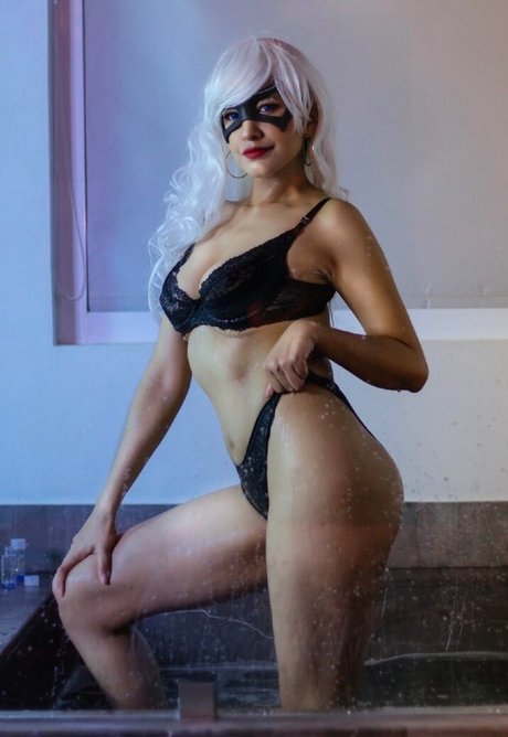 Yaku Cosplay high quality actress pics