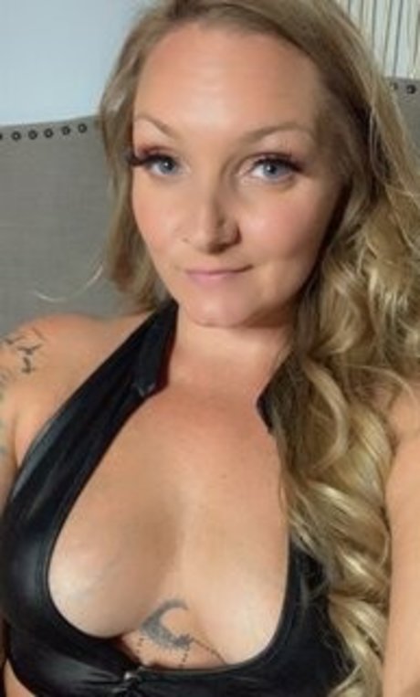 EmberJayne sex actress pictures