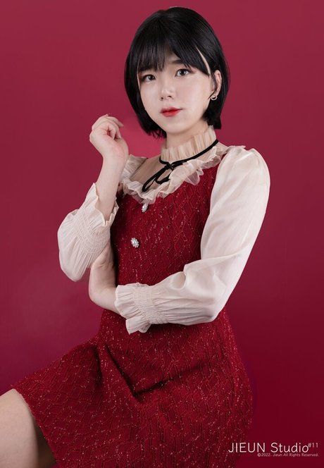 CD Jieun star sex gallery