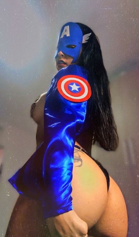 Satti top model pics