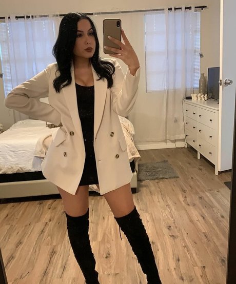 Alejandramariaxo hot pornstar gallery