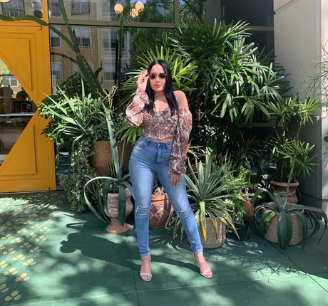 Alejandramariaxo high quality model pics