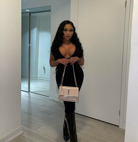 lissythedoll star naked image