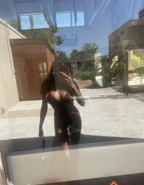 MaskedByMary top model photos