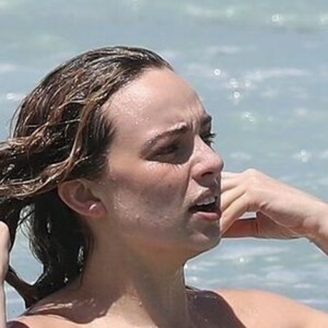 Bbie Chtfield sex star pics