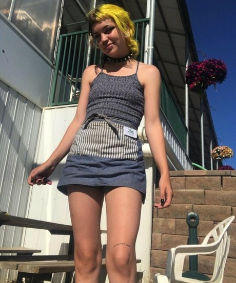 Ch0ke Cherry star hot pictures