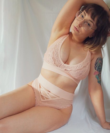 The Lingerie Princess pornstar exclusive pic