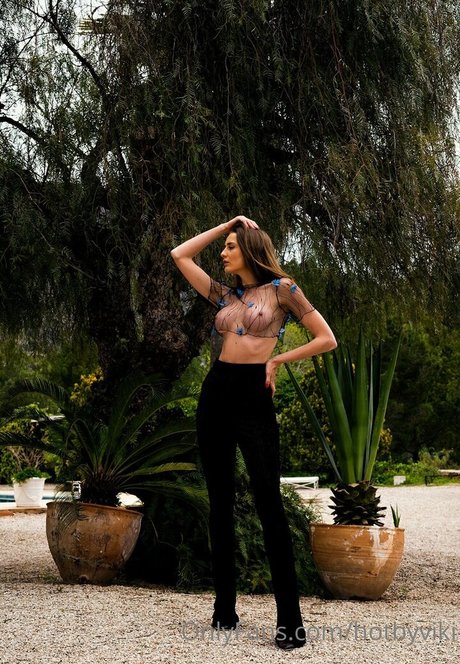 Viki Keepu free pornstar photo