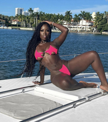 Ghanaiandol nice pornstar gallery