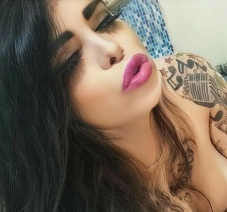 Bianca Soares model nude image