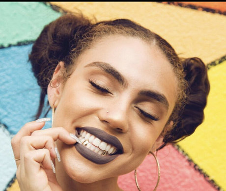 Makayla London sexy pornstar images