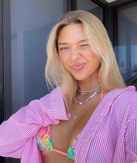 Tayla Stevenson pornstar art photos