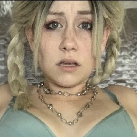 yungtaurus hot actress gallery