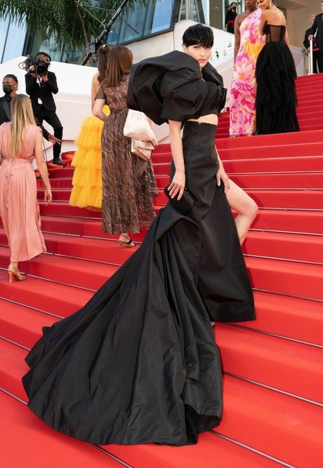 Grace Elizabeth pretty model img