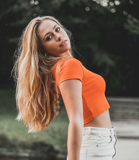 Sophia Florsch hd model pics