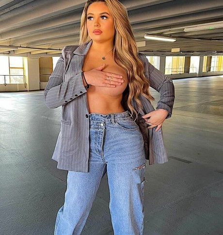 Summerwrench pornstar nudes gallery