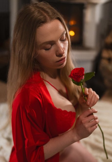 sirililia beautiful model pics