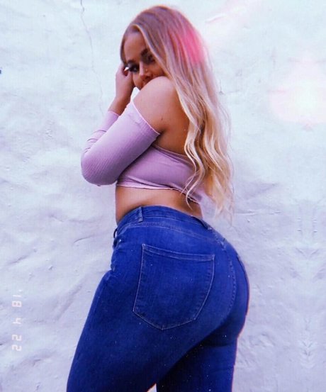 Emmahaggstrom nude actress pics