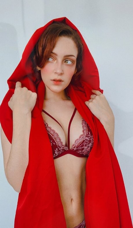 Oriana Leal sex actress gallery