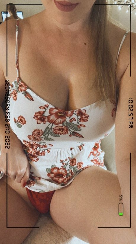 Saltedhoney model nudes gallery