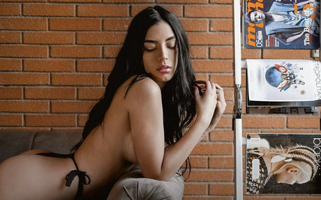 emilymatutt beautiful model pictures