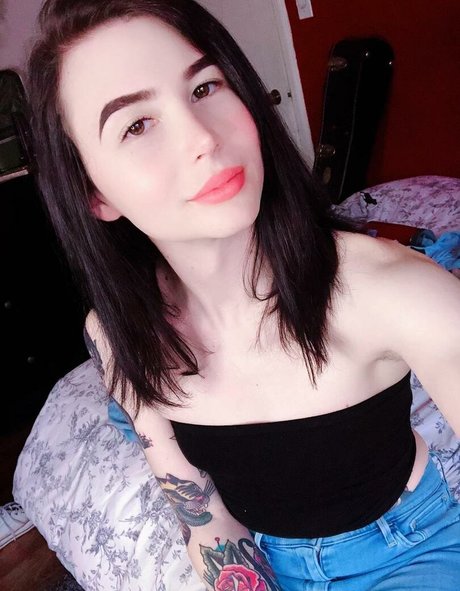 lilliannee nice actress galleries