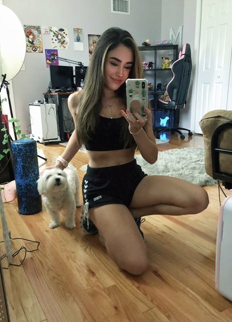 Melipastel art actress pictures