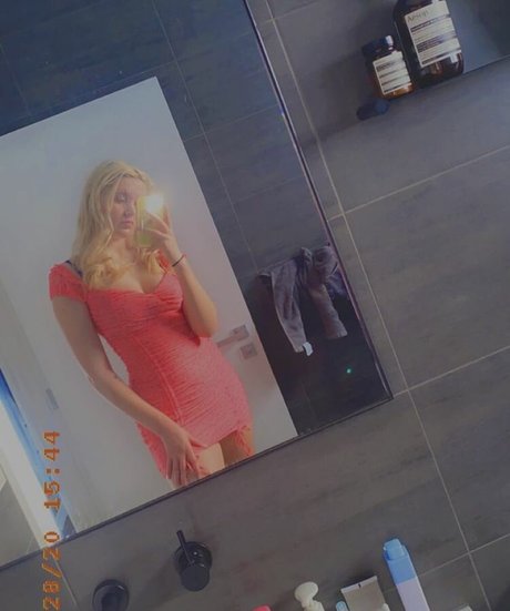 arsonrylucia sexy star galleries