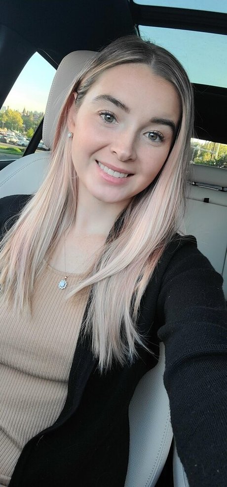 Bones Dont Lie pornstar gallery