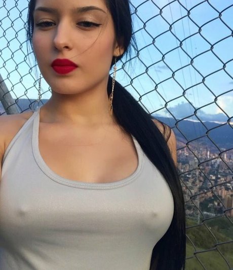 Carolina Tobon beautiful actress pictures