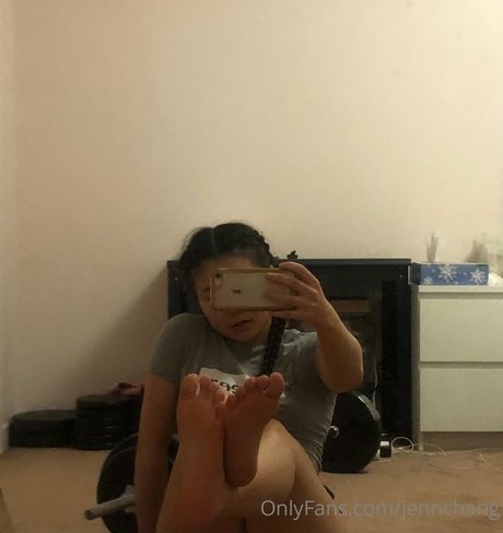 Jenn Chang model img