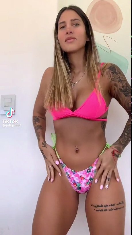 Julieta Gandulfo exclusive actress galleries