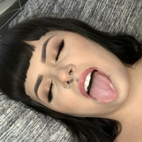 BettiesPaige free pornstar photos