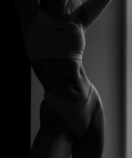 Nerushimav Lera top star photos